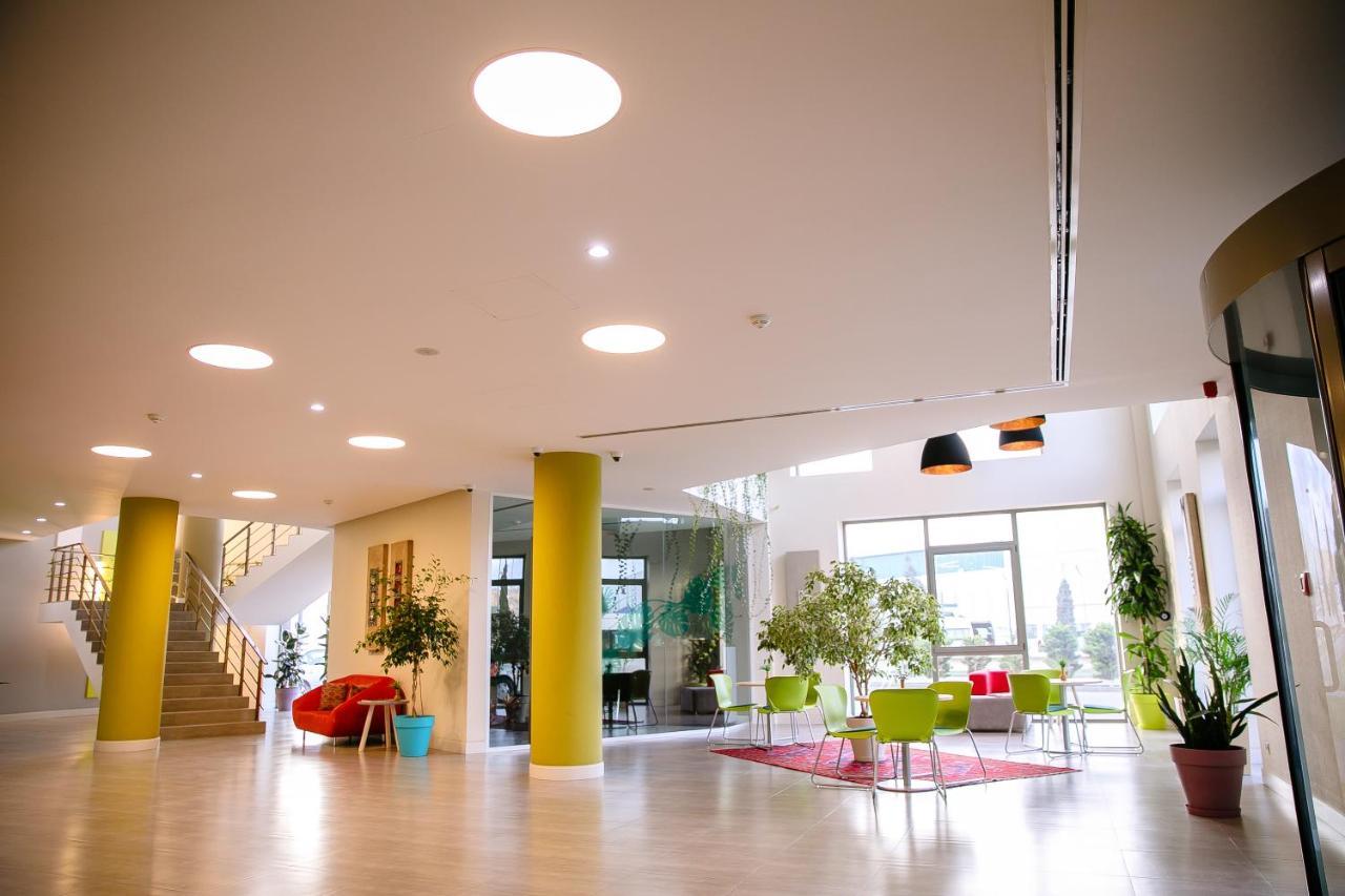 Homebridge Hotel Apartments Baku Bagian luar foto