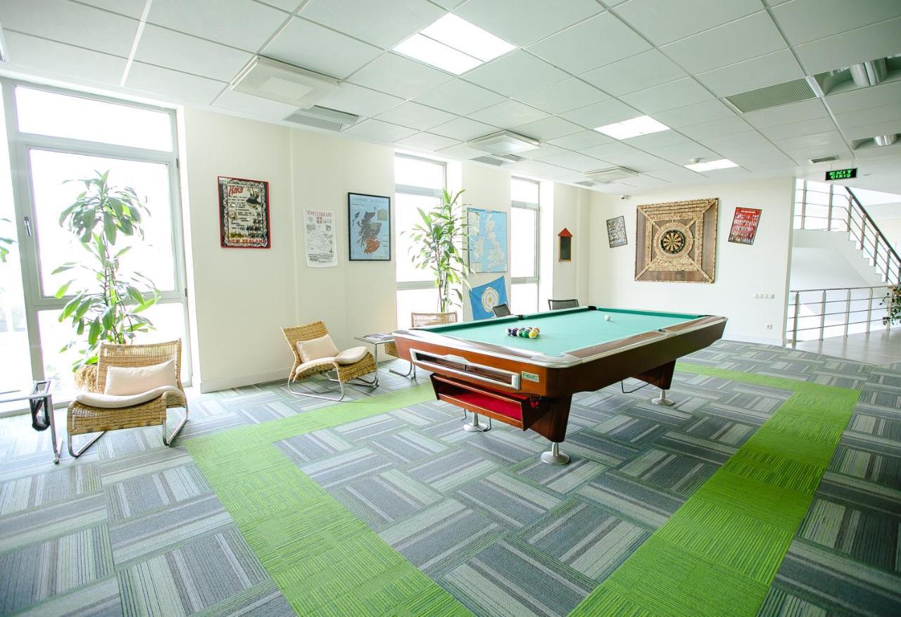 Homebridge Hotel Apartments Baku Bagian luar foto
